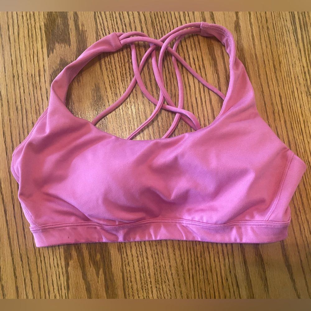VICTORIA
Secrets